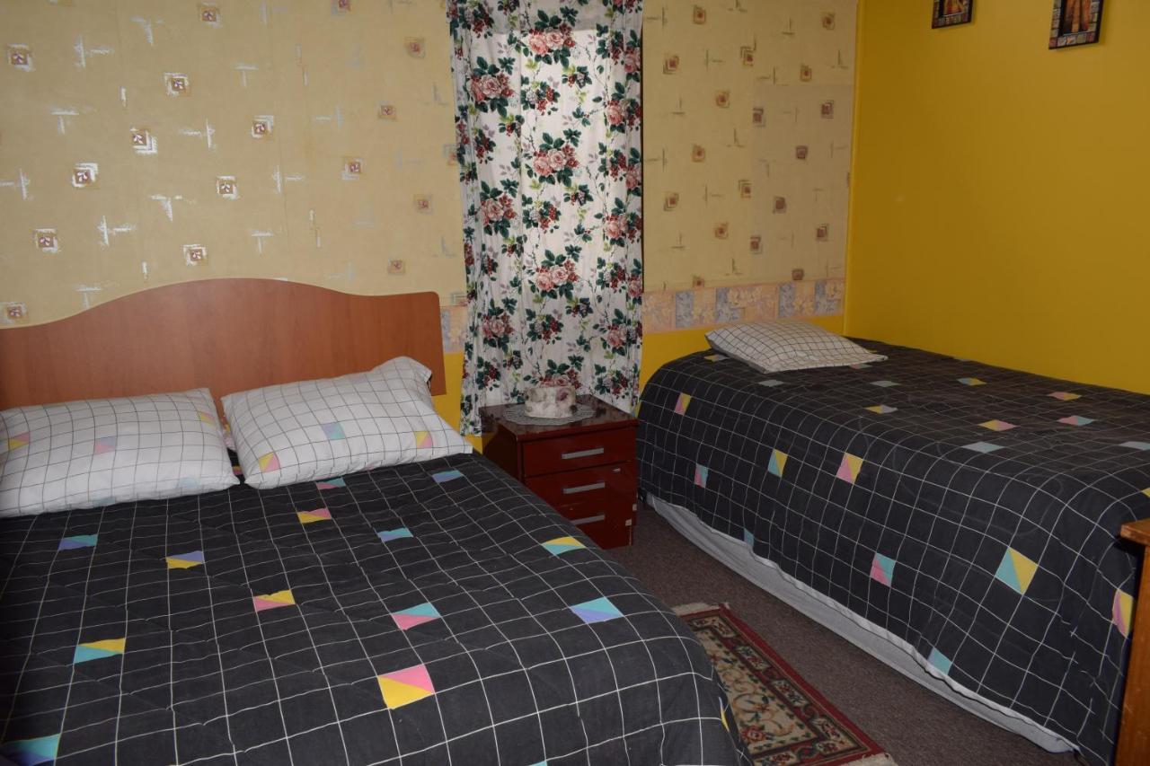 Hostal Torres Del Paine Punta Arenas Exterior foto