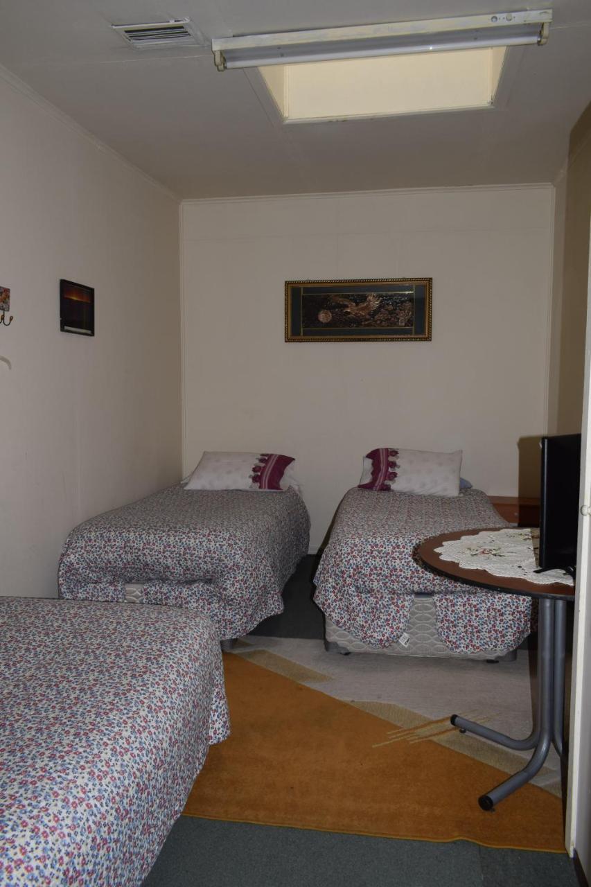 Hostal Torres Del Paine Punta Arenas Exterior foto